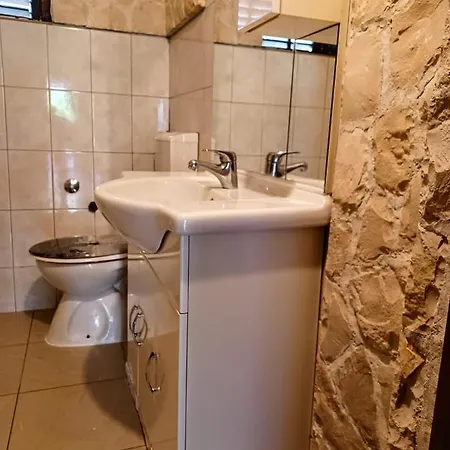 Dalmatia Rustica Comfortable One Bedroom+fireplace דירה זאדאר